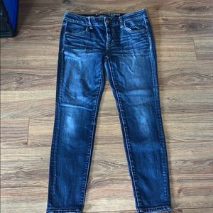 💋2/$25💋American Eagle super low rise jeggings